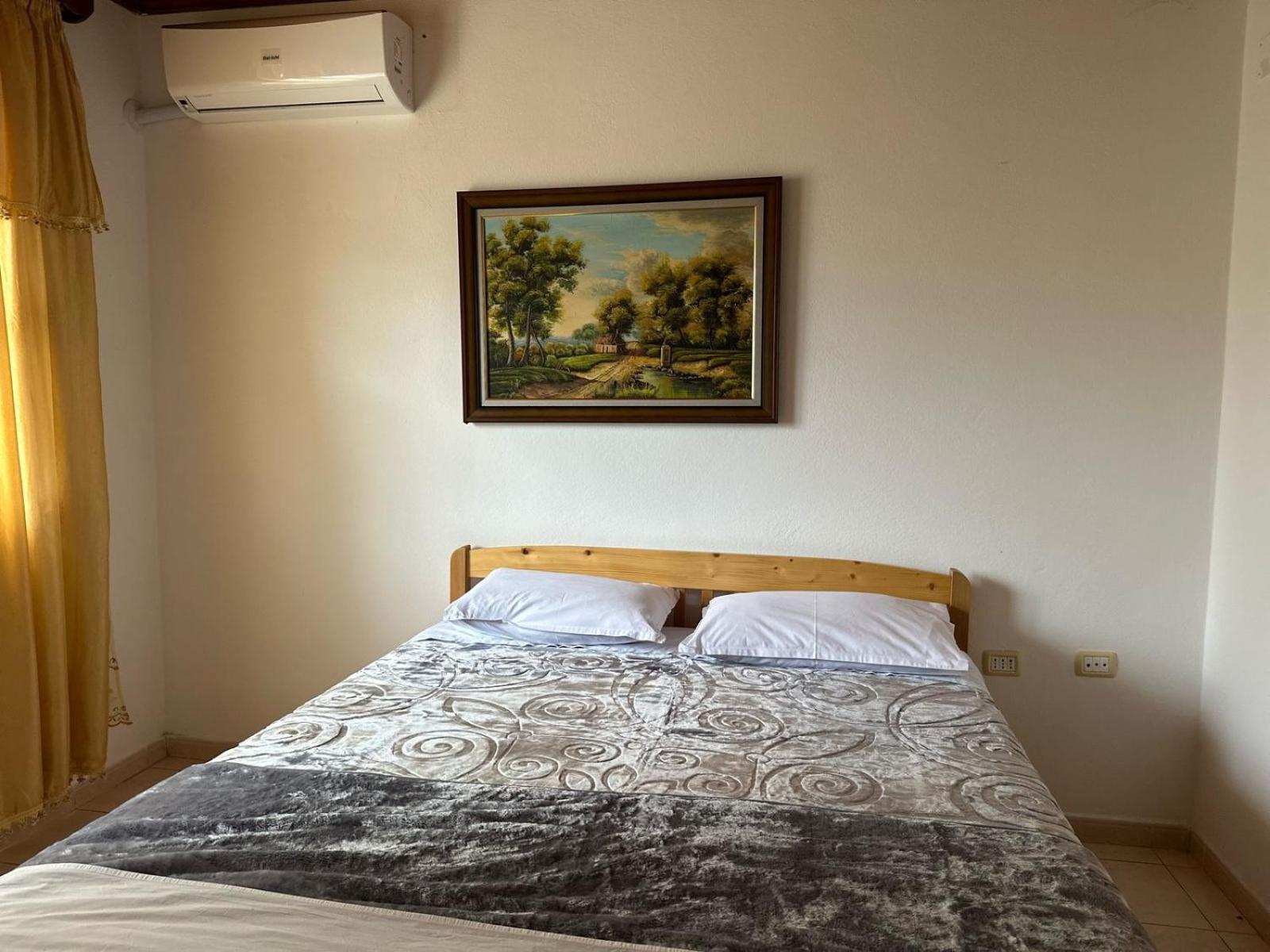 Maria Guest House Permet Bagian luar foto